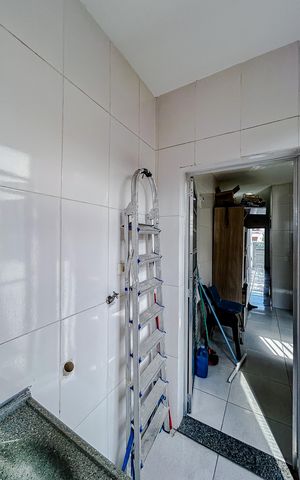 Casa à venda com 85m², 2 quartos e 1 vagaÁrea de Serviço
