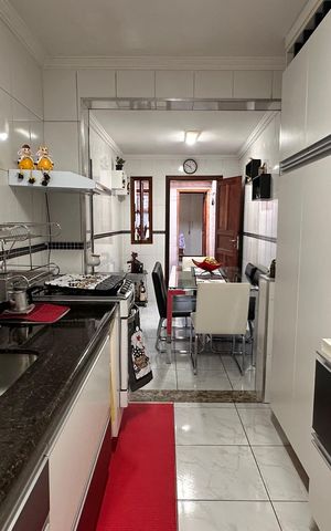 Casa à venda com 125m², 3 quartos e 4 vagas