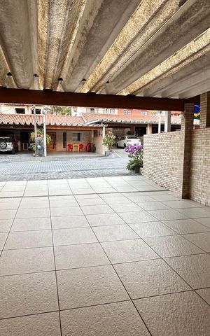 Casa à venda com 125m², 3 quartos e 4 vagas