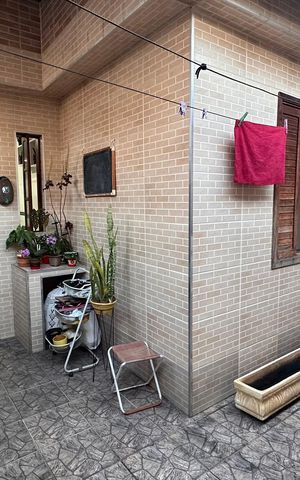 Casa à venda com 125m², 3 quartos e 4 vagas