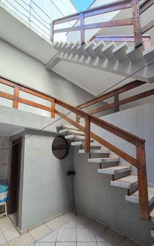 Casa à venda com 241m², 3 quartos e 4 vagas Casa à venda com 241m², 3 quartos e 4 vagasacesso área gourmet
