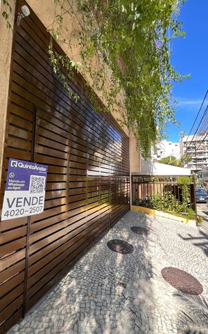 Apartamento à venda com 280m², 3 quartos e 3 vagas Apartamento à venda com 280m², 3 quartos e 3 vagasPlaca