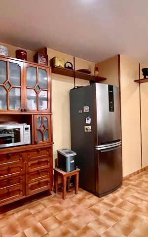 Apartamento à venda com 280m², 3 quartos e 3 vagas Apartamento à venda com 280m², 3 quartos e 3 vagasCozinha