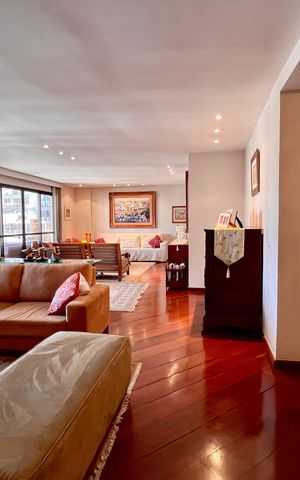 Apartamento à venda com 280m², 3 quartos e 3 vagas Apartamento à venda com 280m², 3 quartos e 3 vagasSala