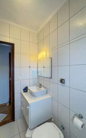 Casa para alugar com 150m², 2 quartos e 2 vagasBanheiro da Suíte