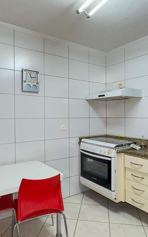Casa para alugar com 150m², 2 quartos e 2 vagasCozinha