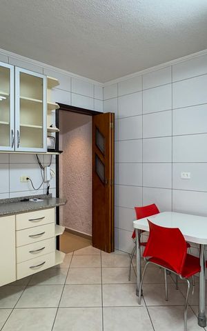 Casa para alugar com 150m², 2 quartos e 2 vagasCozinha