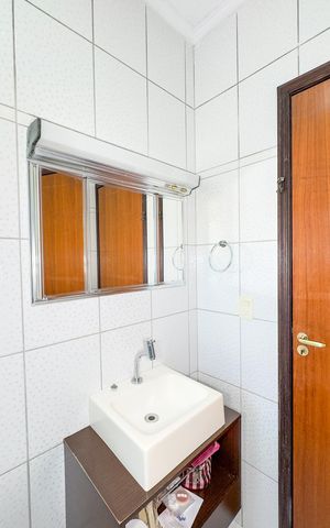 Casa para alugar com 150m², 2 quartos e 2 vagasBanheiro