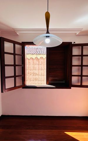 Casa à venda com 360m², 5 quartos e 4 vagas