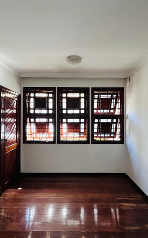 Casa à venda com 360m², 5 quartos e 4 vagas