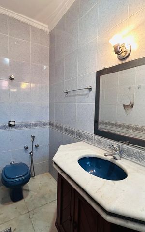 Casa à venda com 360m², 5 quartos e 4 vagas