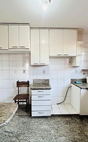 Casa à venda com 360m², 5 quartos e 4 vagas