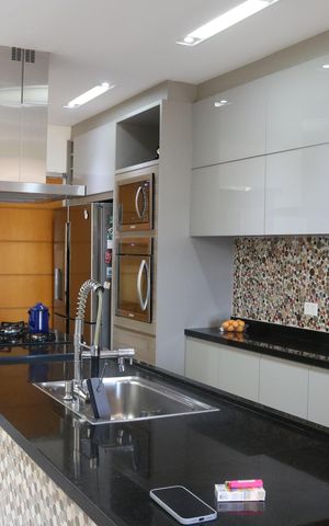 Casa à venda com 161m², 3 quartos e 2 vagasCozinha
