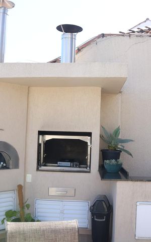 Casa à venda com 161m², 3 quartos e 2 vagasChurrasqueira