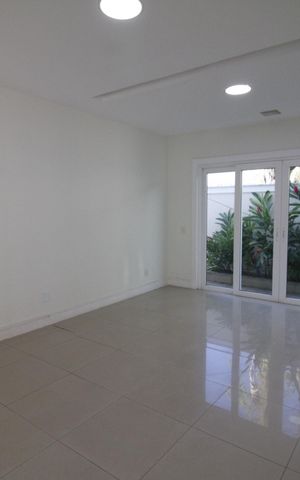 Casa de condomínio à venda com 597m², 4 quartos e 4 vagasSala de Jantar