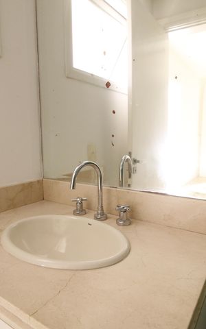 Casa de condomínio à venda com 597m², 4 quartos e 4 vagasBanheiro da Suíte 3