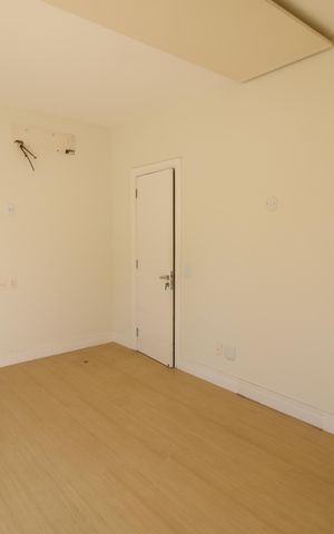 Casa de condomínio à venda com 597m², 4 quartos e 4 vagasSuíte 3