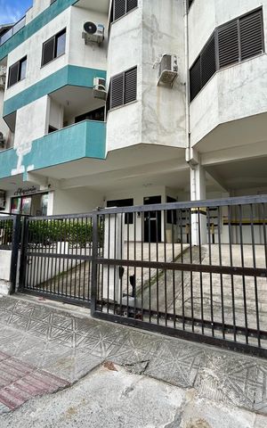 Apartamento para alugar com 130m², 3 quartos e 2 vagas Apartamento para alugar com 130m², 3 quartos e 2 vagasFachada