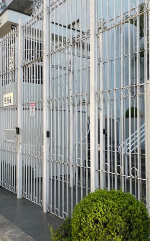 Apartamento à venda com 69m², 2 quartos e 2 vagas Apartamento à venda com 69m², 2 quartos e 2 vagasFachada do Prédio