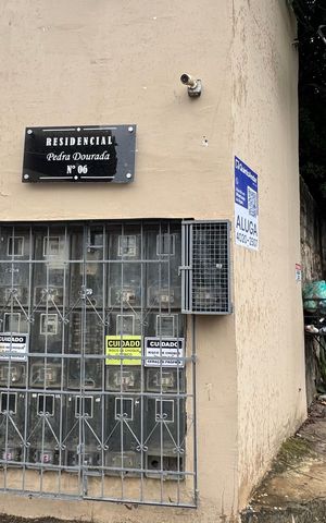 Casa de condomínio para alugar com 120m², 3 quartos e 1 vaga Casa de condomínio para alugar com 120m², 3 quartos e 1 vagaFachada