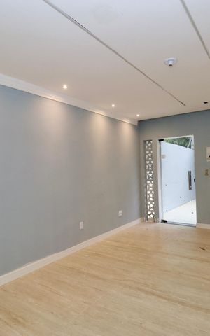 Casa de condomínio para alugar com 120m², 3 quartos e 1 vaga Casa de condomínio para alugar com 120m², 3 quartos e 1 vagaSala