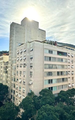 Apartamento à venda com 215m², 3 quartos e 1 vaga