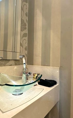 Apartamento à venda com 215m², 3 quartos e 1 vaga