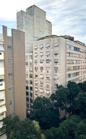 Apartamento à venda com 215m², 3 quartos e 1 vaga
