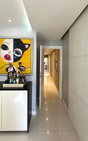 Apartamento à venda com 215m², 3 quartos e 1 vaga