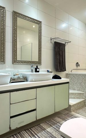 Apartamento à venda com 215m², 3 quartos e 1 vaga