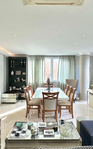 Apartamento à venda com 215m², 3 quartos e 1 vaga