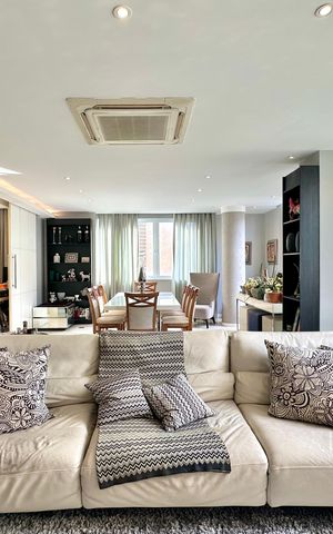Apartamento à venda com 215m², 3 quartos e 1 vaga