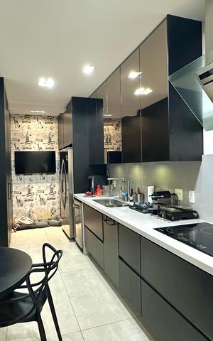Apartamento à venda com 215m², 3 quartos e 1 vaga