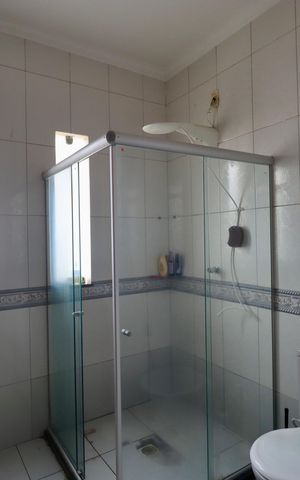 Casa de condomínio para alugar com 225m², 4 quartos e 2 vagas Casa de condomínio para alugar com 225m², 4 quartos e 2 vagasSuíte