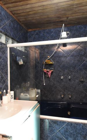 Casa para alugar com 94m², 3 quartos e 1 vagaBanheiro