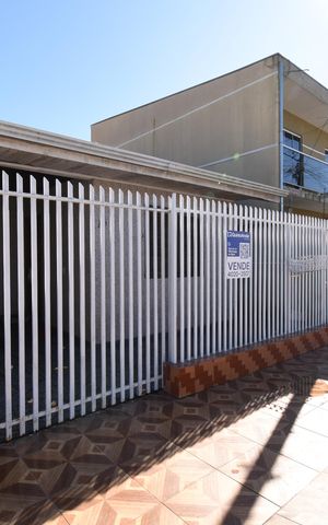 Casa para alugar com 94m², 3 quartos e 1 vagaFachada