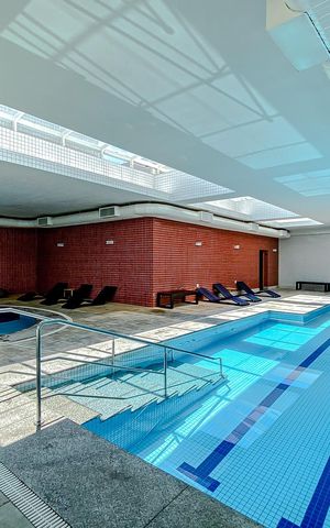 Apartamento para alugar com 280m², 4 quartos e 5 vagasÁrea comum - Piscina