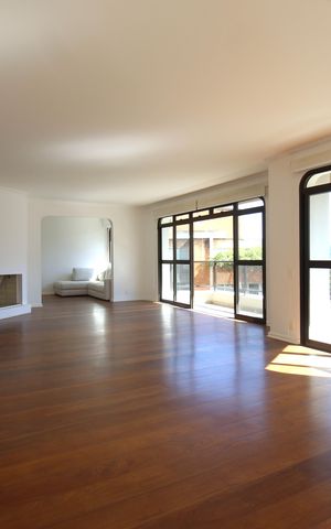 Apartamento para alugar com 210m², 3 quartos e 3 vagasSala