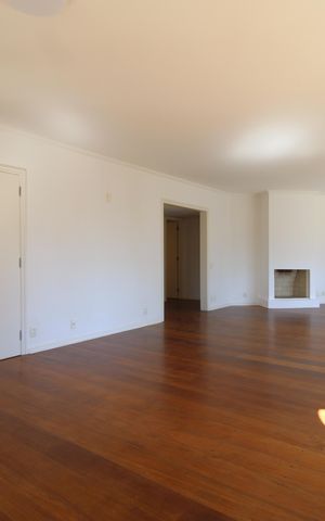 Apartamento para alugar com 210m², 3 quartos e 3 vagasSala