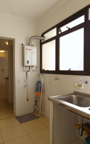 Apartamento para alugar com 210m², 3 quartos e 3 vagasÁrea de Serviço