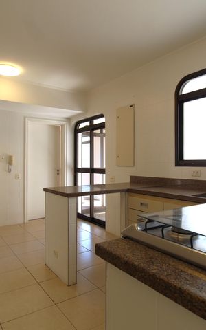 Apartamento para alugar com 210m², 3 quartos e 3 vagasCozinha
