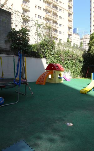 Apartamento para alugar com 210m², 3 quartos e 3 vagasÁrea Comum - Playground