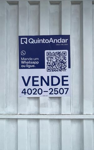 Casa à venda com 279m², 5 quartos e 1 vaga Casa à venda com 279m², 5 quartos e 1 vagaPlaca instalada No portao com o codigo RVRC-189, no dia 17-09-2026