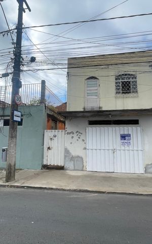 Casa à venda com 279m², 5 quartos e 1 vaga Casa à venda com 279m², 5 quartos e 1 vagaPlaca instalada No portao com o codigo RVRC-189, no dia 17-09-2026