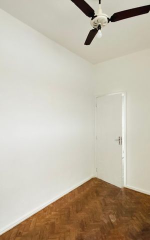 Apartamento para alugar com 56m², 2 quartos e sem vaga