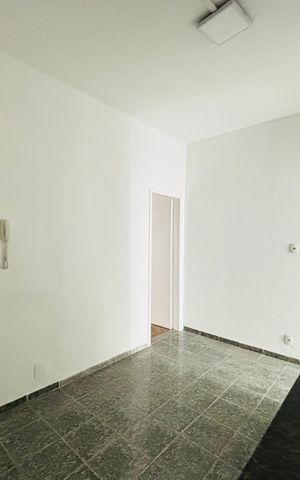 Apartamento para alugar com 56m², 2 quartos e sem vaga