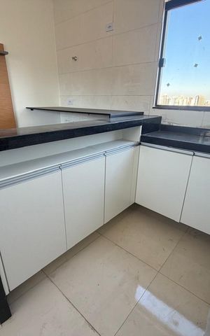 Apartamento à venda com 45m², 2 quartos e 1 vaga Apartamento à venda com 45m², 2 quartos e 1 vagaCozinha