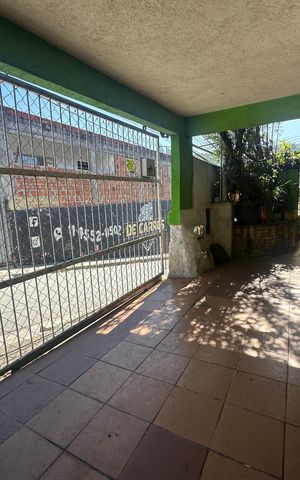 Casa à venda com 357m², 4 quartos e 2 vagasGaragem