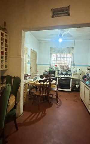 Casa à venda com 357m², 4 quartos e 2 vagasCozinha