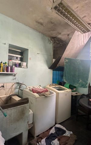 Casa à venda com 357m², 4 quartos e 2 vagasÁrea de Serviço